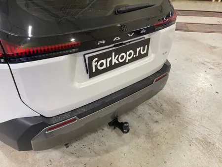 Фаркоп Berg для Toyota RAV4 2025- F.5717.002 в Москва