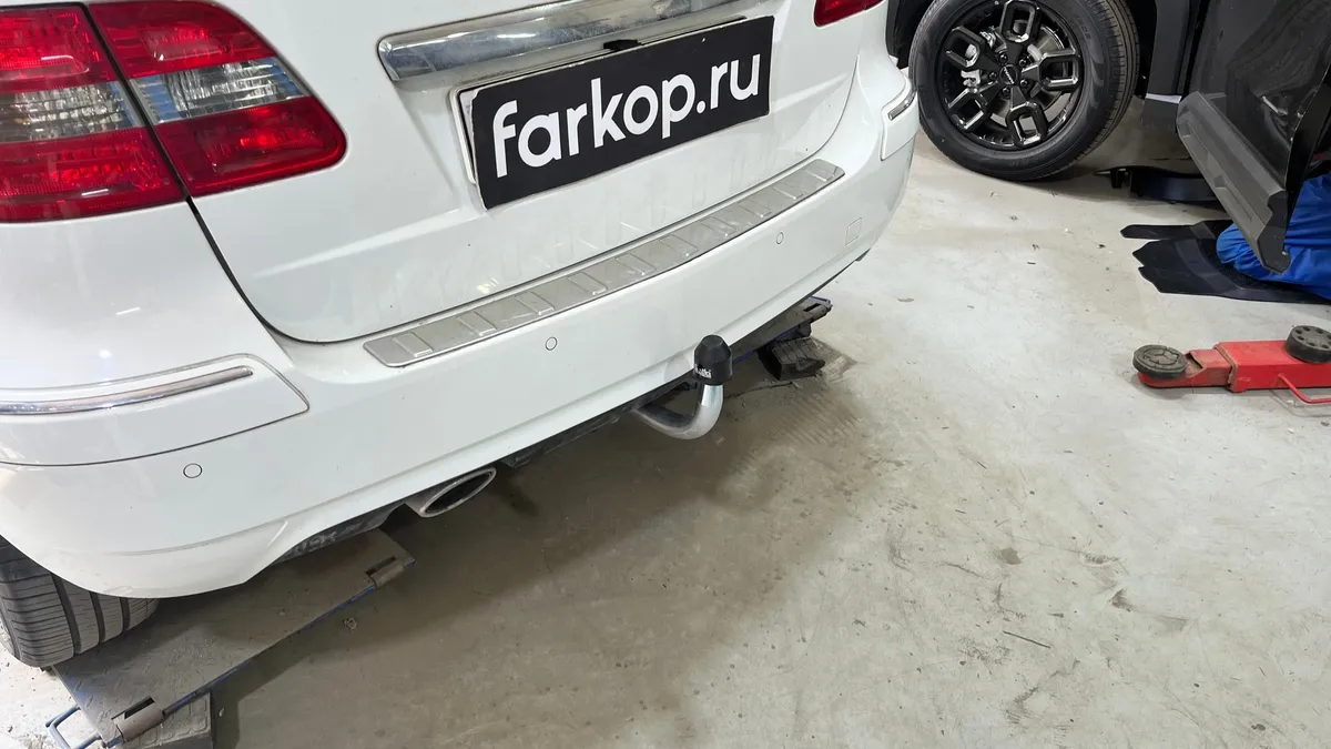 Фаркоп Galia для Mercedes B-class 2005-2011 M113A в Москва Фаркоп Galia для Mercedes B-class 2005-2011 M113A в Москва