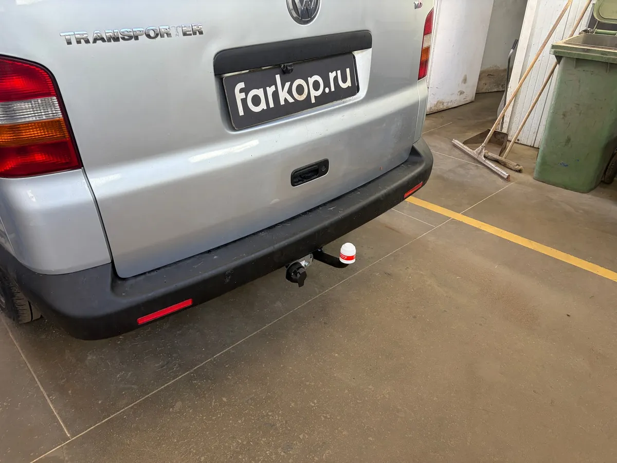 Фаркоп Трейлер для Volkswagen Transporter 2003-2015 9181 в Москва Фаркоп Трейлер для Volkswagen Transporter 2003-2015 9181 в Москва