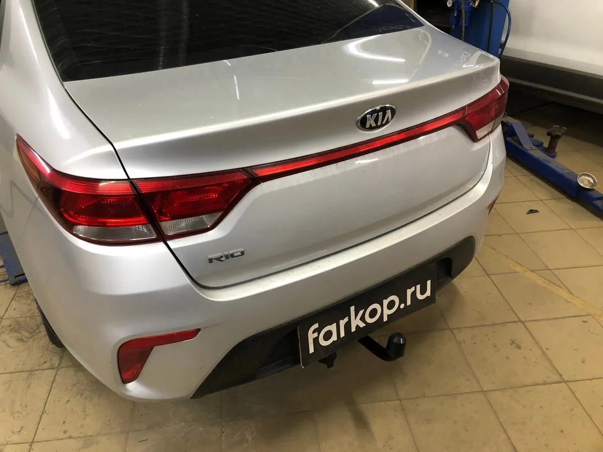 Фаркоп Berg для Kia Rio 2017-2020 F.2311.001 в Москва Фаркоп Berg для Kia Rio 2017-2020 F.2311.001 в Москва