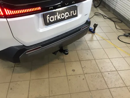 Фаркоп TowRus для Toyota RAV4 2025- 229420 в Москва