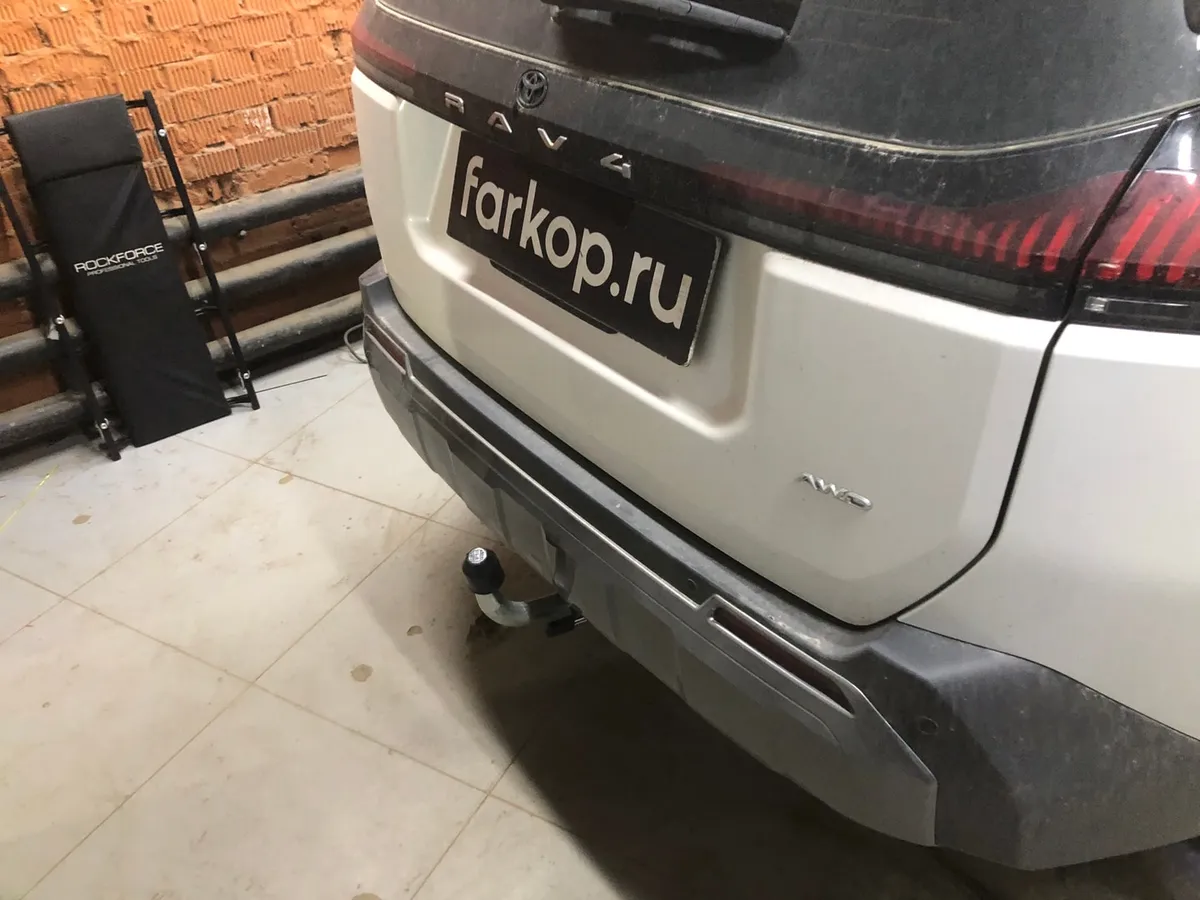 Фаркоп Galia для Toyota RAV4 2025- T072C в Москва
