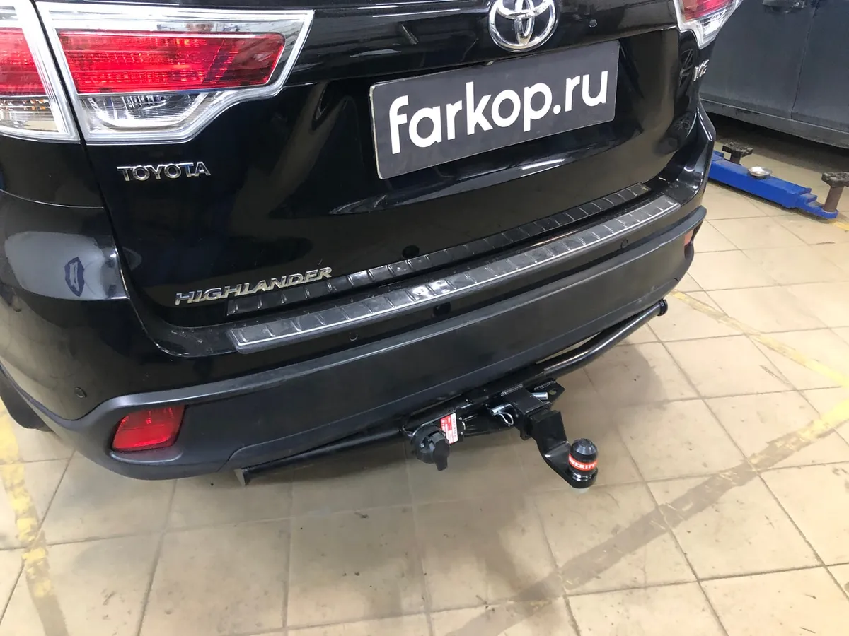 Фаркоп Sheriff для Toyota Highlander 2014-2020 Арт. 2790.31 2790.31 в Москва Фаркоп Sheriff для Toyota Highlander 2014-2020 Арт. 2790.31 2790.31 в Москва