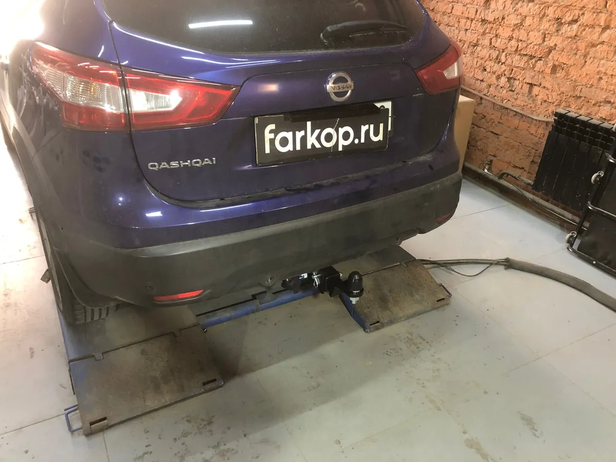 Фаркоп Berg для Nissan Qashqai 2013-2024 F.4111.002 в Москва Фаркоп Berg для Nissan Qashqai 2013-2024 F.4111.002 в Москва
