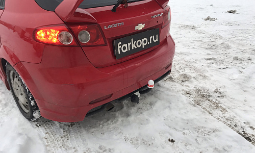 Установили фаркоп Трейлер для Chevrolet Lacetti (хетчбек) 2007 г.