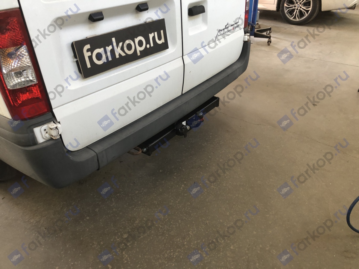 Фаркоп Oris для Ford Transit 2000-2014, (для а/м без ступеньки) 3982-F в 