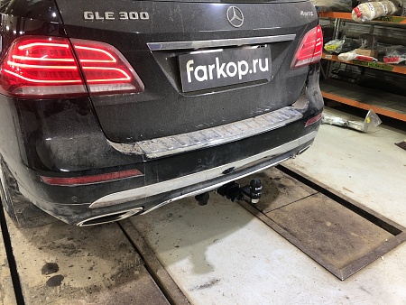 Фаркоп TowRus для Mercedes GLE 2016-2018 139315 в 