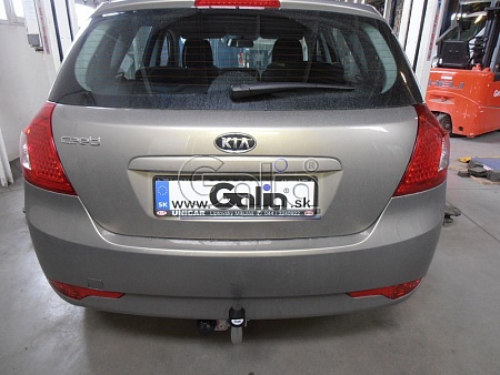 Фаркоп Galia для Kia Ceed (хетчбек, ProCeed) 2006-2012 K029A в 